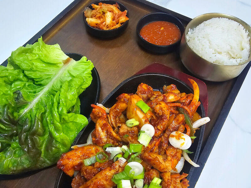 Spicy Chicken BulgogI 매운 치킨 불고기